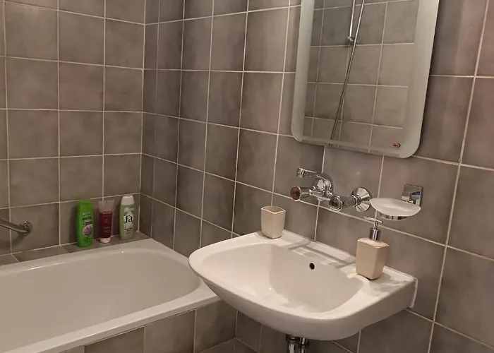 Vinchenco And G ソフィア