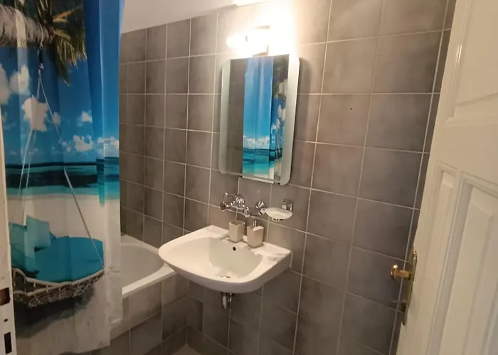 アパート Vinchenco And G *