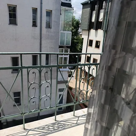 Vinchenco And G * Sófia